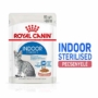 Kép 1/5 - ROYAL CANIN Wet Indoor Sterilised Gravy - felnőtt nedves macskatáp - 12x85g